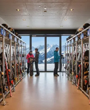 Custody: store your skis without hassle